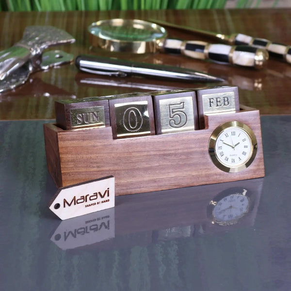 Masan Wooden Desk Calendar and Clock