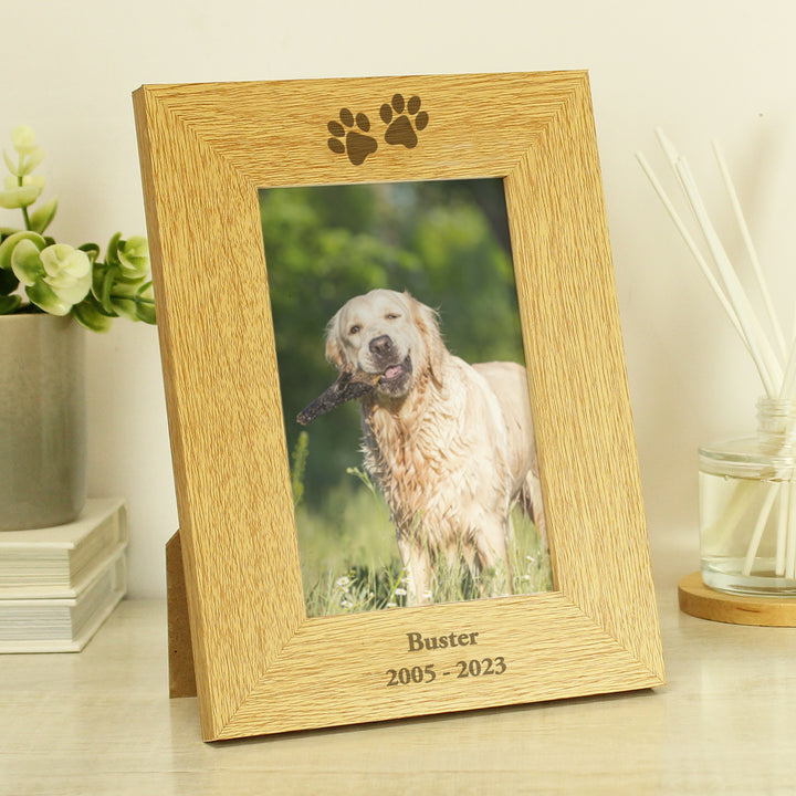 Buy Personalised Oak Finish 4x6 Paw Prints Photo Frame at www.giftsfinder.co.uk