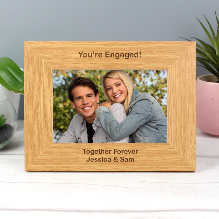 Personalised Short Message 6x4 Landscape Oak Finish Photo Frame in gift category Personalised Photo Frames