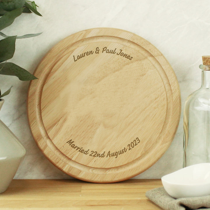 Buy Personalised Plain Round Chopping Board at www.giftsfinder.co.uk