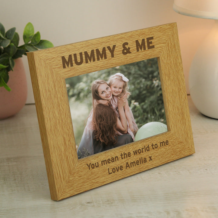 Personalised Oak Finish 6x4 Inch Mummy & Me Photo Frame - part of the Gifts Finder Personalised Photo Frames collection