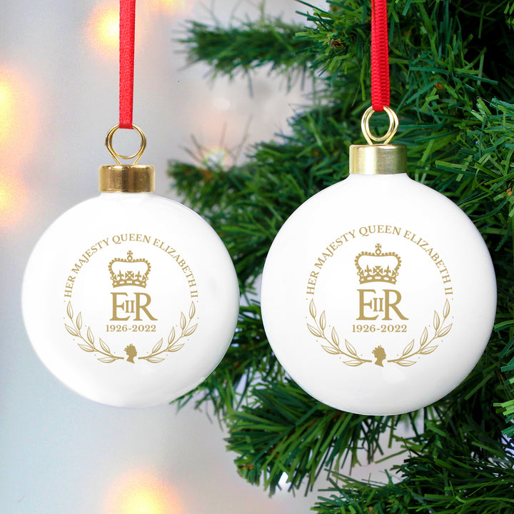 Personalised Queens Commemorative Wreath Bauble