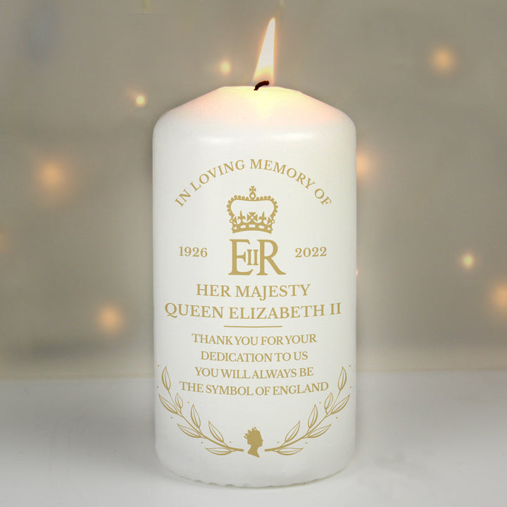 Buy Personalised Queens Commemorative Wreath Pillar Candle at www.giftsfinder.co.uk