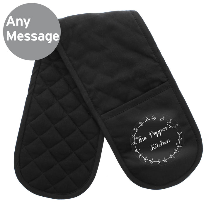 Buy Personalised Wreath Oven Gloves at www.giftsfinder.co.uk