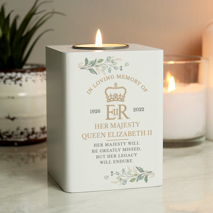 Buy Personalised Queens Commemorative Wooden Tea Light Holder at www.giftsfinder.co.uk