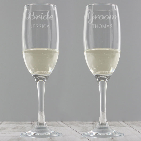 Personalised Classic Pair of Flutes available to buy at www.giftsfinder.co.uk